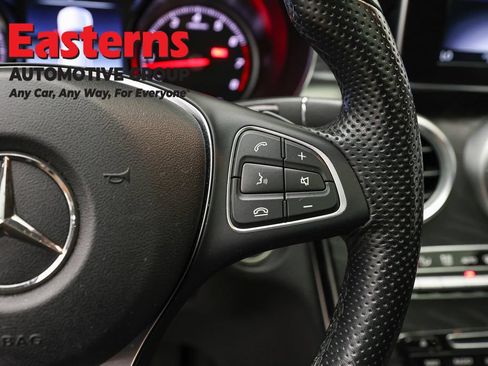 Used 2018 Mercedes-Benz GLC 300 4MATIC image 16
