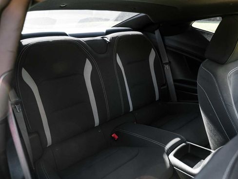 Used 2017 Chevrolet Camaro SS RWD image 33
