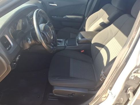 Used 2023 Dodge Charger SXT w/ Blacktop Package RWD image 8