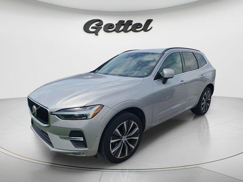 Used 2022 Volvo XC60 B5 Momentum w/ Advanced Package FWD image 1