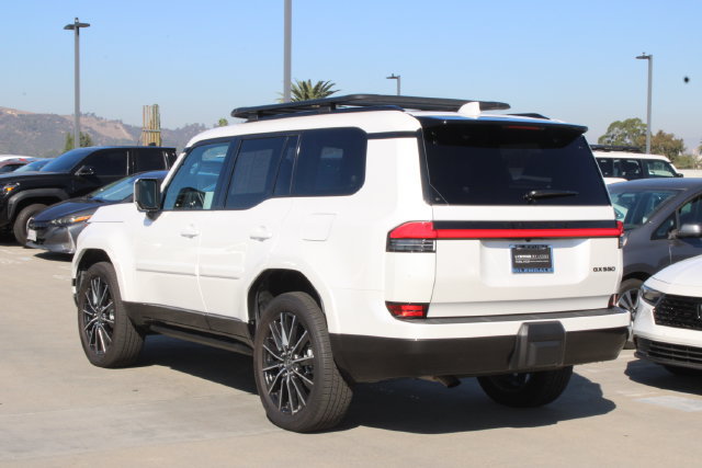 Used 2026 Lexus GX 550 w/ Accessory Package (31) AWD/4WD image 19