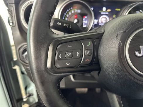 Used 2023 Jeep Wrangler Unlimited w/ Cold Weather Group image 15