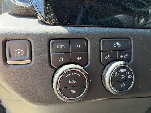 Used 2023 Chevrolet Silverado 1500 RST AWD/4WD image 12