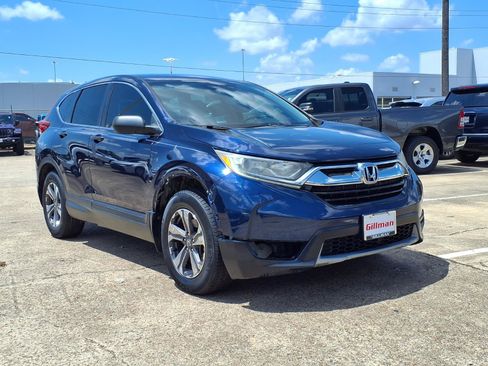 Used 2017 Honda CR-V LX image 2