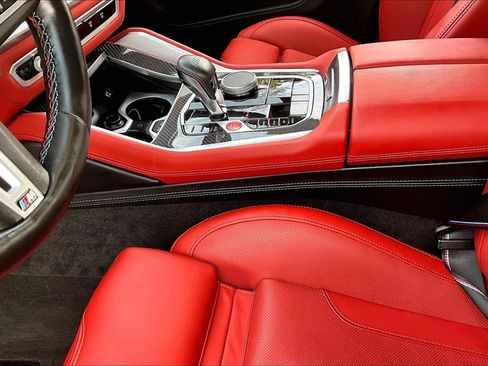 Used 2025 BMW X6 M Competition image 17