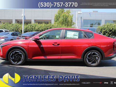 Used 2025 Kia K4 EX image 9