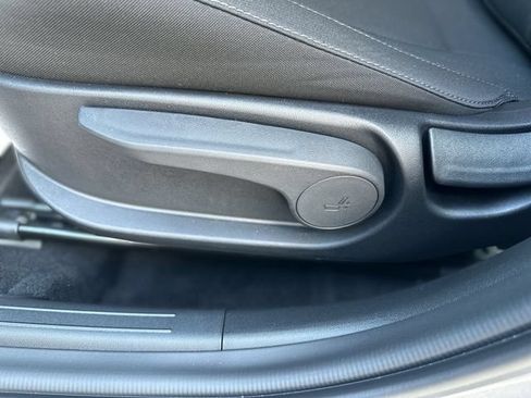 Used 2023 Hyundai Elantra Blue FWD image 13