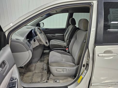 Used 2006 Toyota Sienna LE FWD image 11