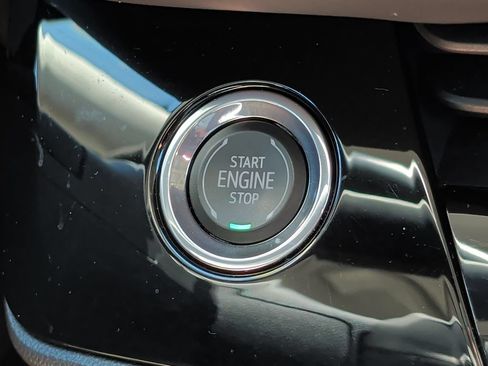 Used 2024 Buick Envision Avenir AWD/4WD image 26
