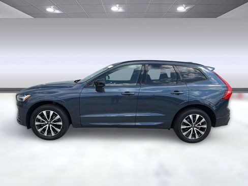 Used 2024 Volvo XC60 B5 Plus w/ Protection Package Premier AWD/4WD image 2
