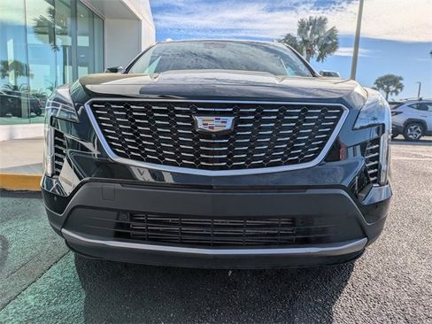 Used 2020 Cadillac XT4 Premium Luxury image 9
