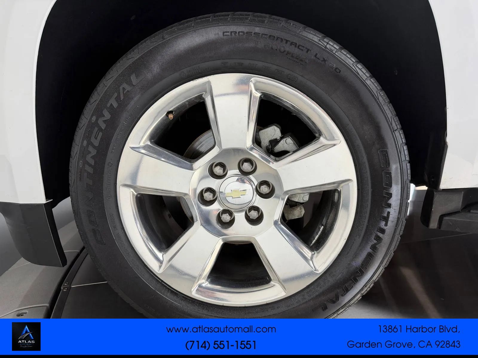 Used 2016 Chevrolet Suburban LS RWD image 7