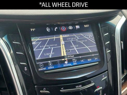 Used 2020 Cadillac Escalade Luxury image 11
