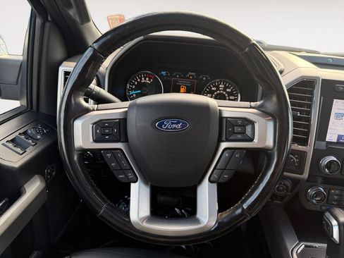 Used 2019 Ford F150 Platinum w/ Equipment Group 701A Luxury AWD/4WD image 13