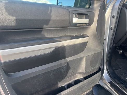 Used 2015 Toyota Tundra SR5 image 19