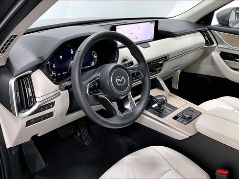 Used 2025 MAZDA CX-90 Plug-In Hybrid w/ Premium Plus image 16