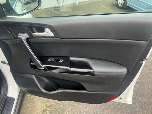 Used 2019 Kia Sportage EX w/ EX Premium Package image 33