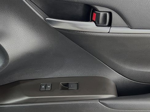 Used 2023 Toyota Camry LE FWD image 31