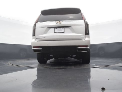 Used 2024 Cadillac Escalade Premium Luxury w/ LPO, Floor Liner Package AWD/4WD image 58