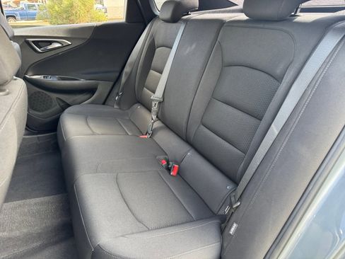 Used 2023 Chevrolet Malibu LS image 17