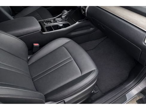 Used 2022 Kia Sorento EX image 26