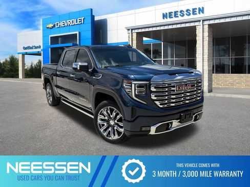 Used 2023 GMC Sierra 1500 Denali w/ Denali Reserve Package AWD/4WD image 1