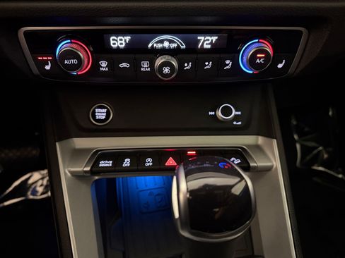 Used 2023 Audi Q3 2.0T Premium Plus w/ Premium Plus Package image 19