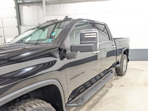 Used 2020 Chevrolet Silverado 2500 LTZ w/ LTZ Premium Package AWD/4WD image 7