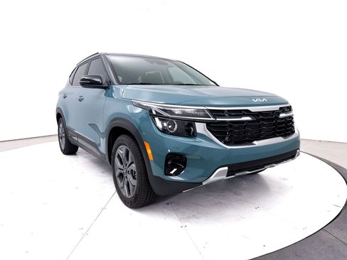 Certified 2024 Kia Seltos S FWD image 12