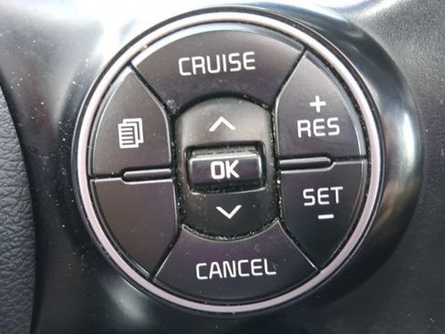 Used 2020 Kia Soul GT-Line w/ GT 2.0L Power Sunroof Package FWD image 19