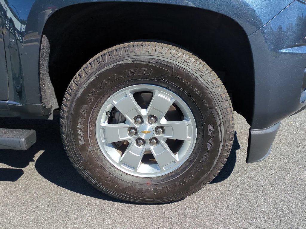 Used 2020 Chevrolet Colorado W/T w/ WT Convenience Package RWD image 10