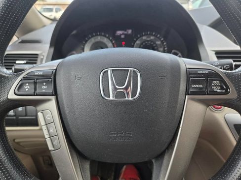 Used 2016 Honda Odyssey SE image 9