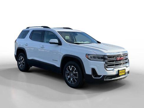 Used 2023 GMC Acadia SLT image 7