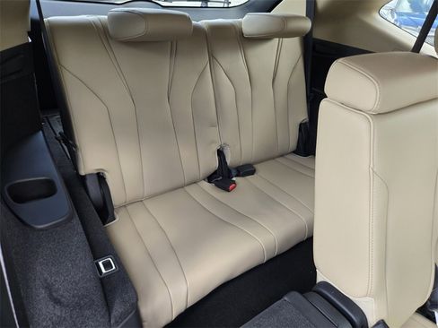 Used 2022 Acura MDX FWD w/ Technology Package image 16