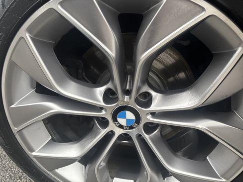 Used 2017 BMW X3 xDrive28i image 9