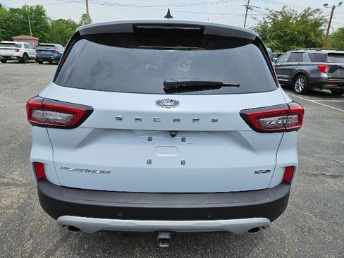 Certified 2025 Ford Escape Platinum w/ Class II Trailer Tow Package AWD/4WD image 6