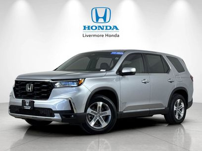 Certified 2025 Honda Pilot EX-L