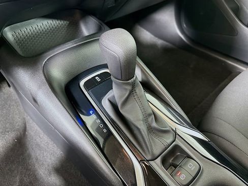 Certified 2021 Toyota Corolla LE image 13