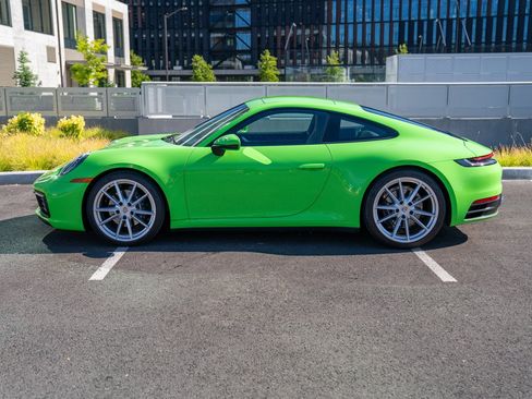 Certified 2020 Porsche 911 Carrera RWD image 2
