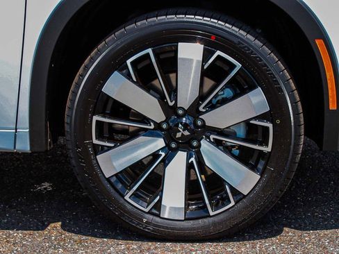 New 2025 Mitsubishi Outlander SEL AWD/4WD image 7