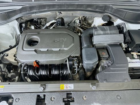 Used 2017 Hyundai Santa Fe Sport image 30