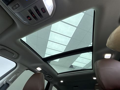 Used 2020 Subaru Ascent Touring w/ Popular Package #3 image 39