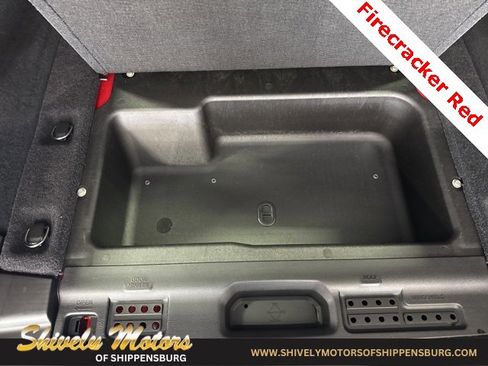 Certified 2024 Jeep Wrangler Sport S image 32