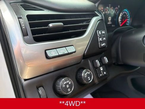 Used 2019 Chevrolet Tahoe Premier w/ Premier Plus Edition AWD/4WD image 10