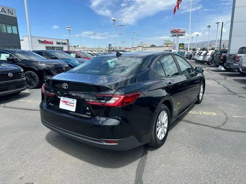 Used 2025 Toyota Camry LE FWD image 11