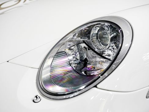 Used 2010 Porsche 911 GT3 RS image 31