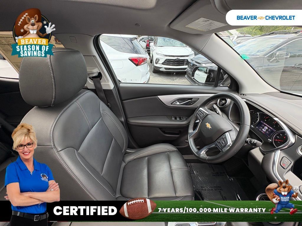Used 2023 Chevrolet Blazer LT w/ Sound & Technology Package FWD image 31