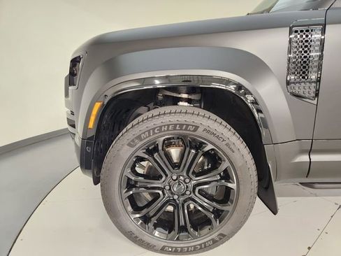 New 2026 Land Rover Defender 110 OCTA image 11