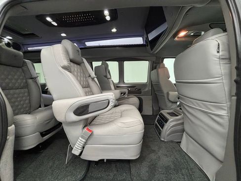 New 2025 GMC Savana 2500 Extended w/ Driver Convenience Package image 26