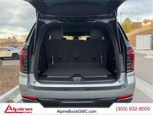 Used 2025 Chevrolet Tahoe Z71 image 16